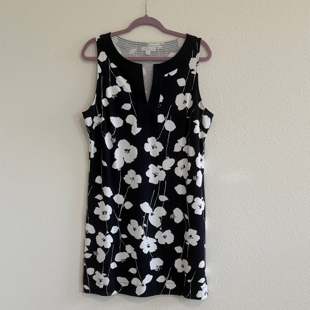 New York & Company Navy and White Floral Mini Dress